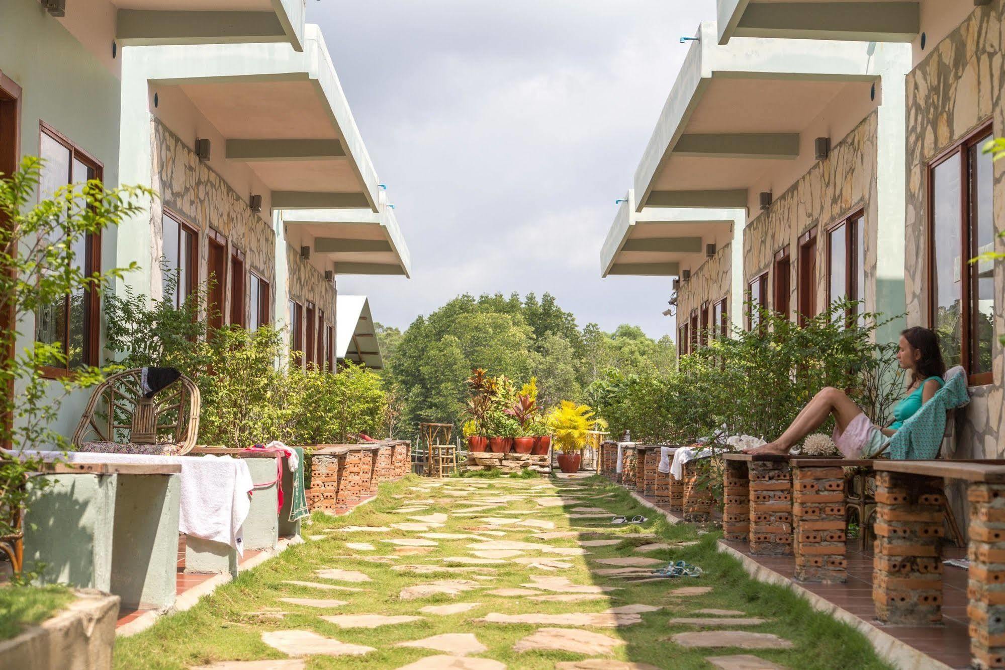 Golden River Resort Sihanoukville Bagian luar foto